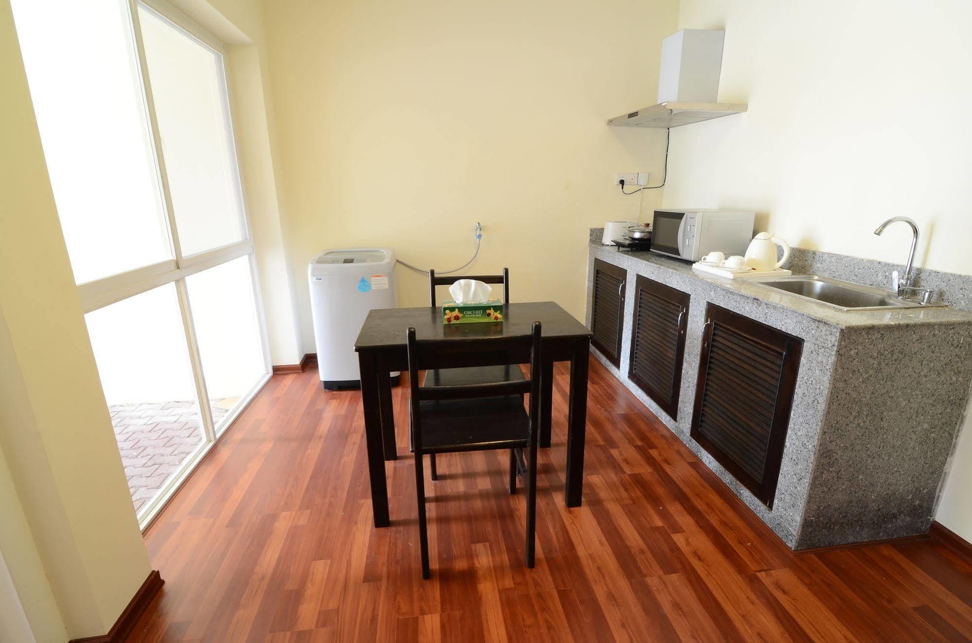 Vista Residence Rangun Zewnętrze zdjęcie