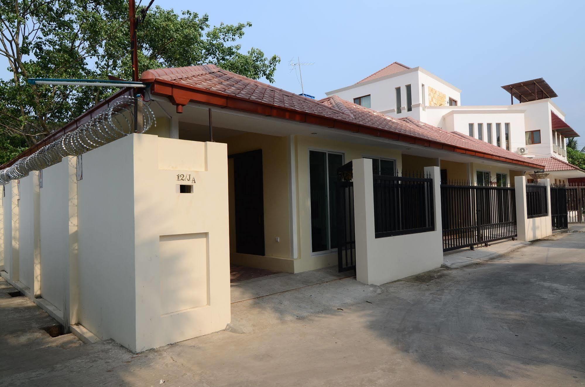 Vista Residence Rangun Zewnętrze zdjęcie